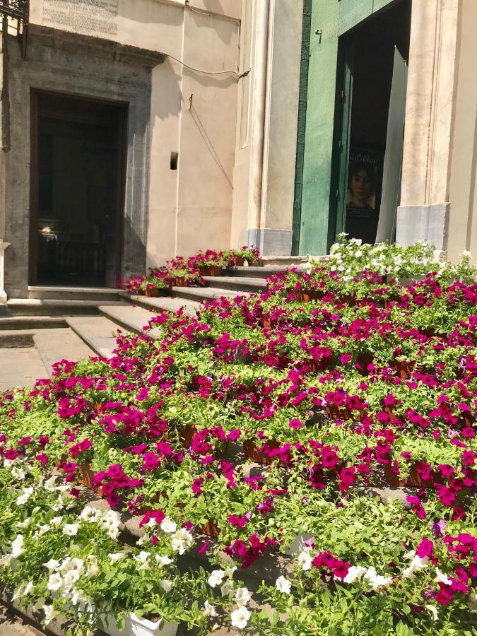 Arianiello Suite A Due Passi Dal Cristo Velato Napoli Eksteriør bilde